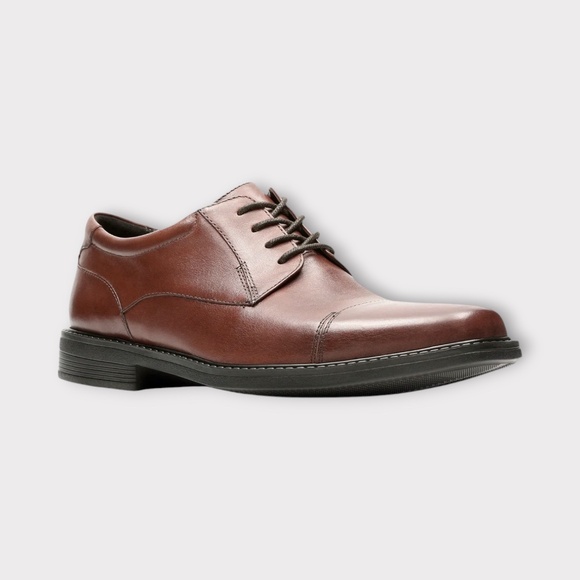 Men\'s Bostonian Wenham Cap Toe Dress Oxfords in Brown Leather. 26130511